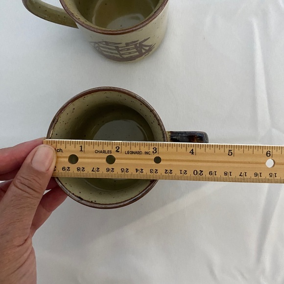 Pair of Brown Vintage Speckled Mugs with Ships - Picture 7 of 8